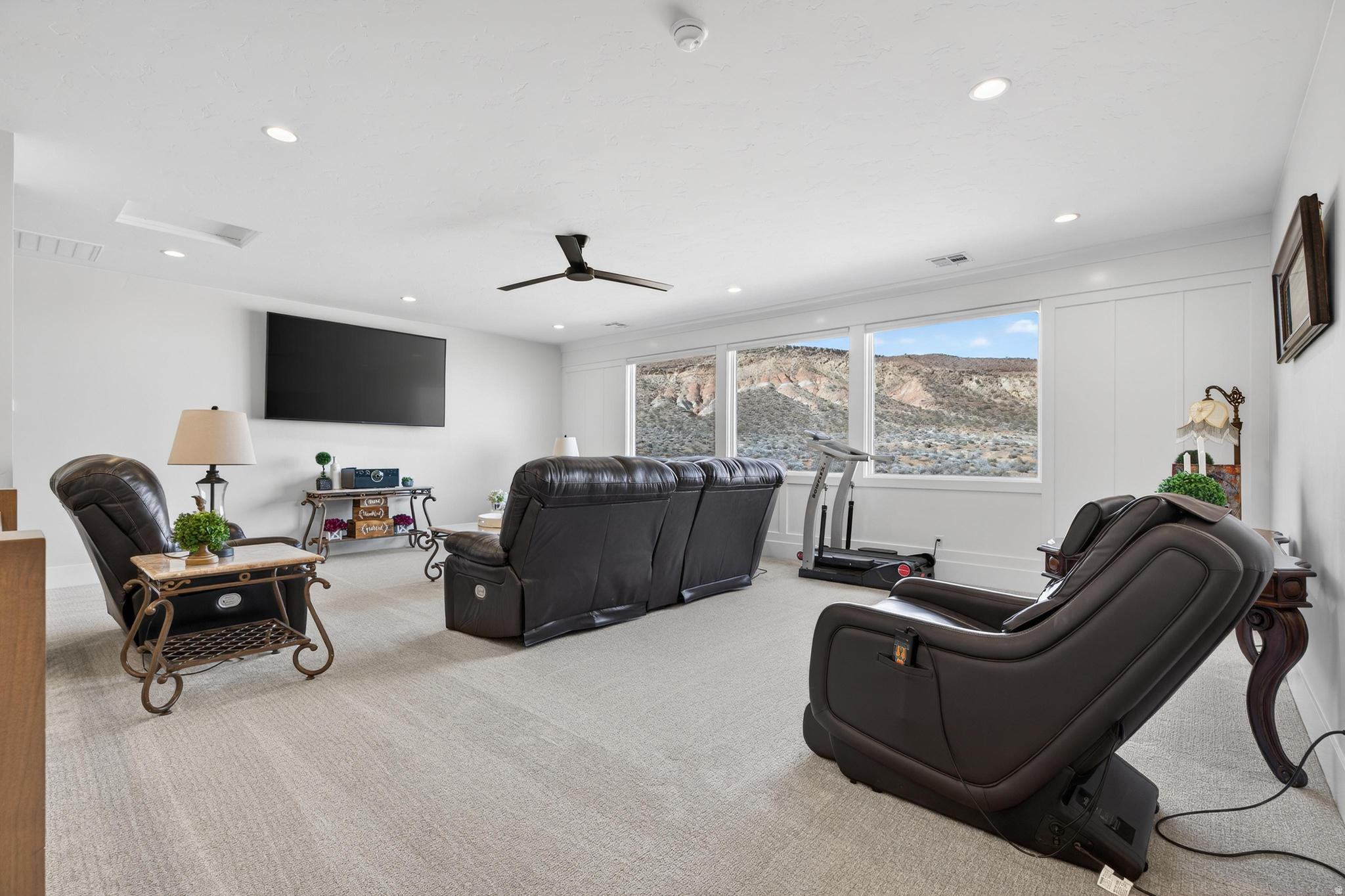 RED MESA AT SUNRISE VALLEY 1 - Residential