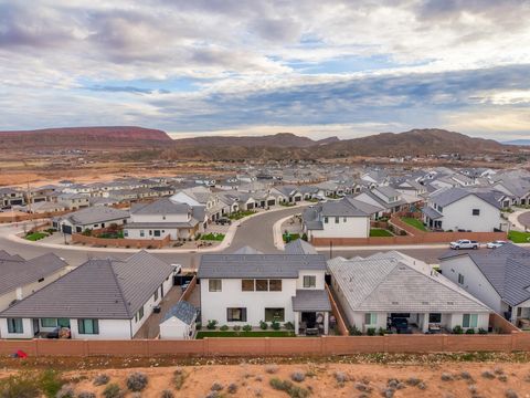 Tiny photo for 2991 E RILL DR, Washington, UT 84780 (MLS # 2133276)