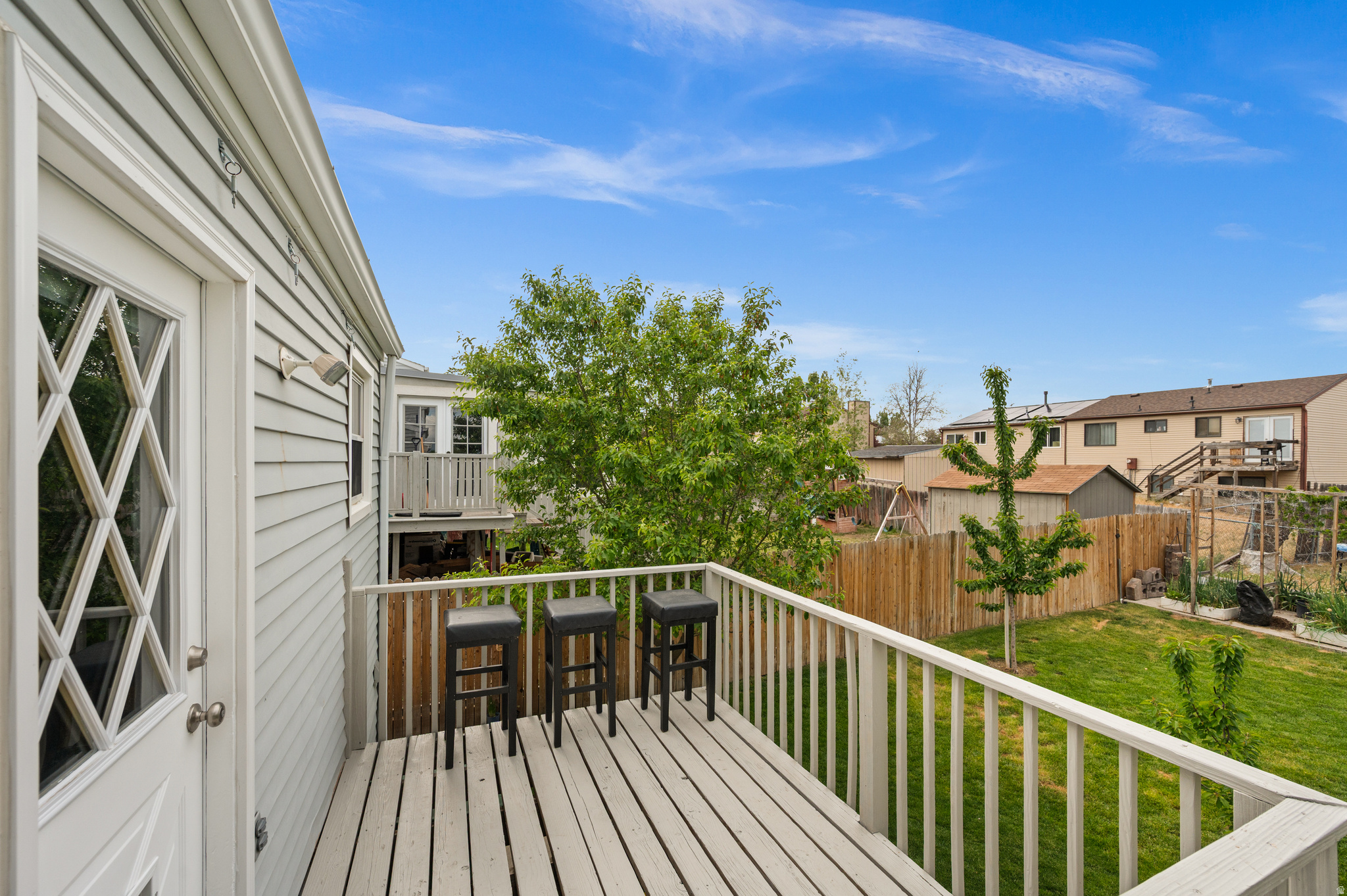 OQUIRRH SHADOWS - Residential Income