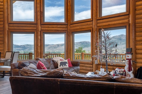 Tiny photo for 4033 E NORDIC VALLEY DR, Liberty, UT 84310 (MLS # 2182820)