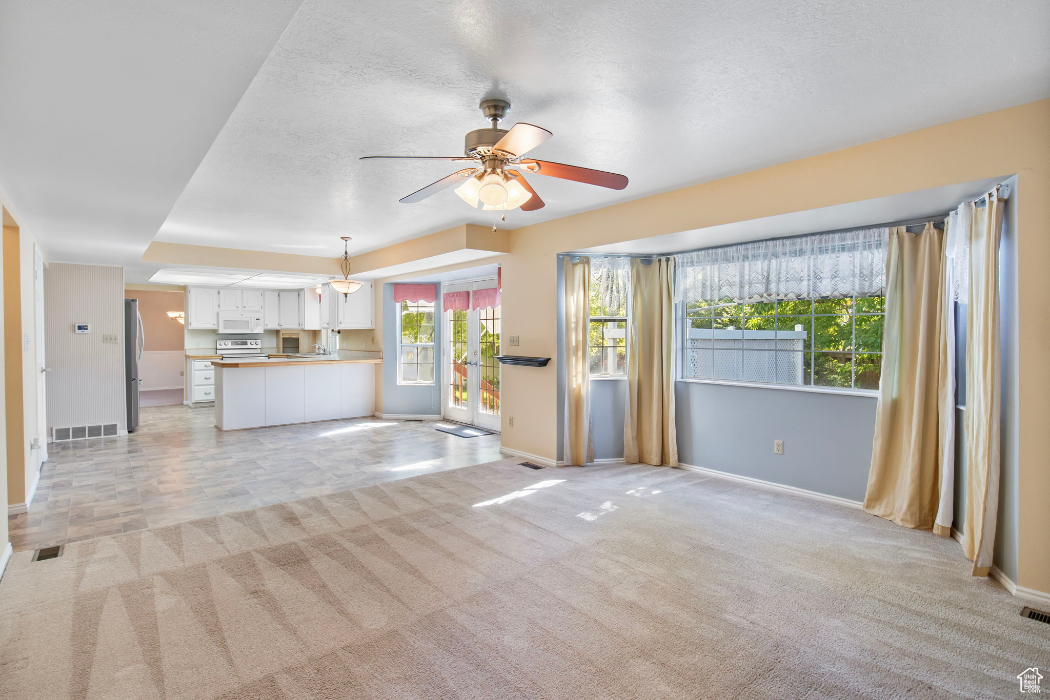HARMONY DRIVE - Residential