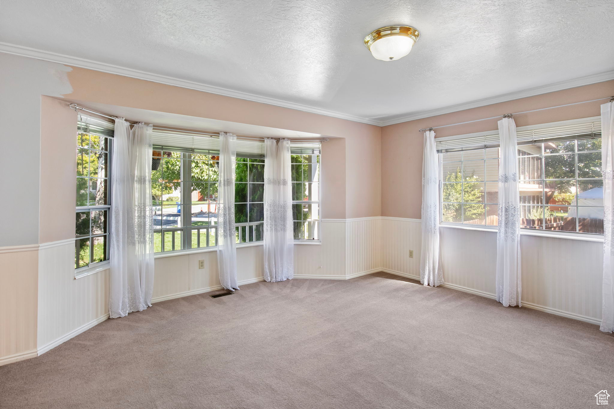 HARMONY DRIVE - Residential
