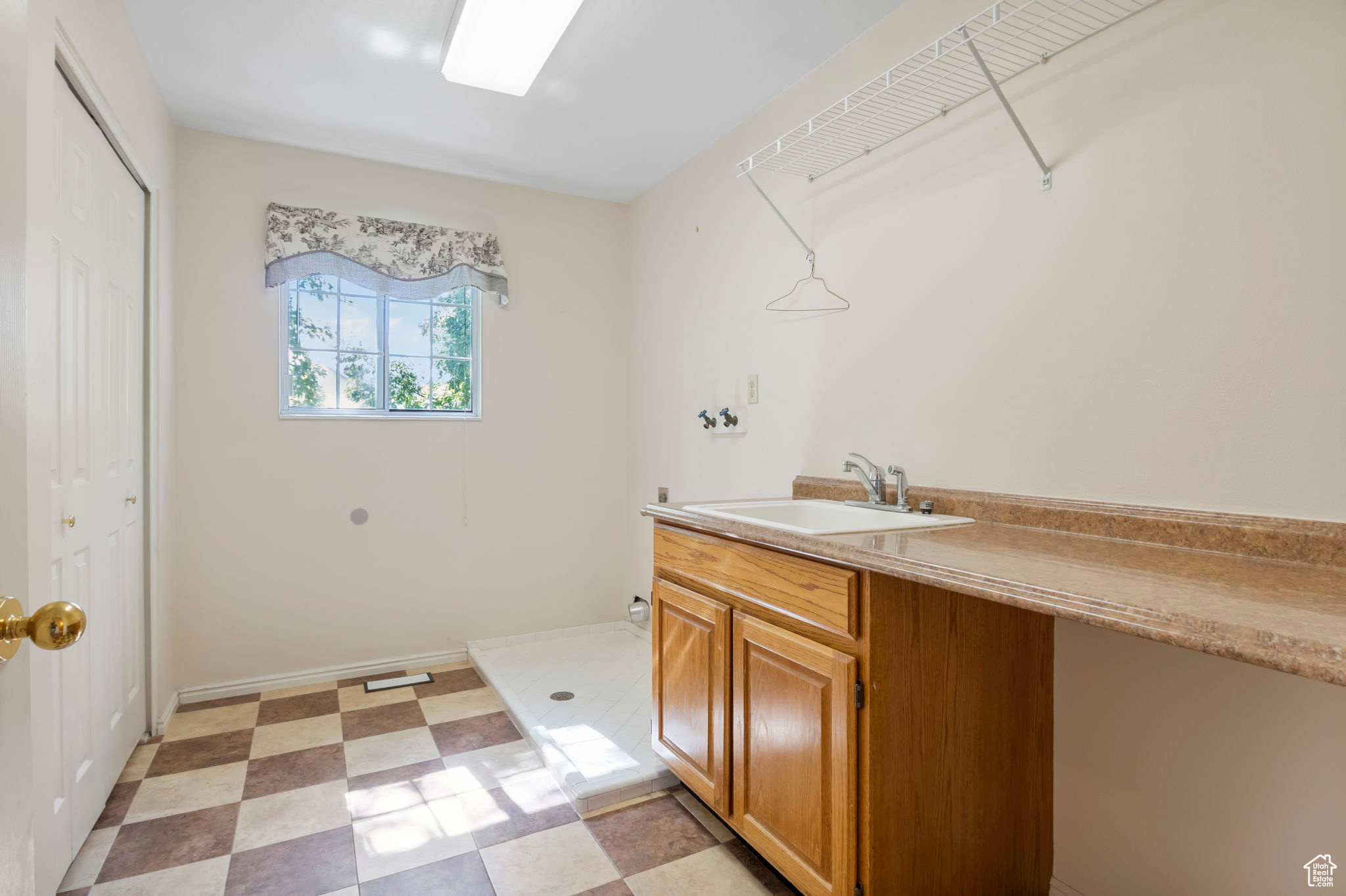 HARMONY DRIVE - Residential