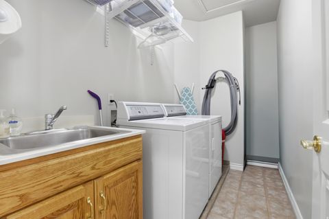 Tiny photo for 1274 W CHAPEL RIDGE DR, South Jordan, UT 84095 (MLS # 2159108)