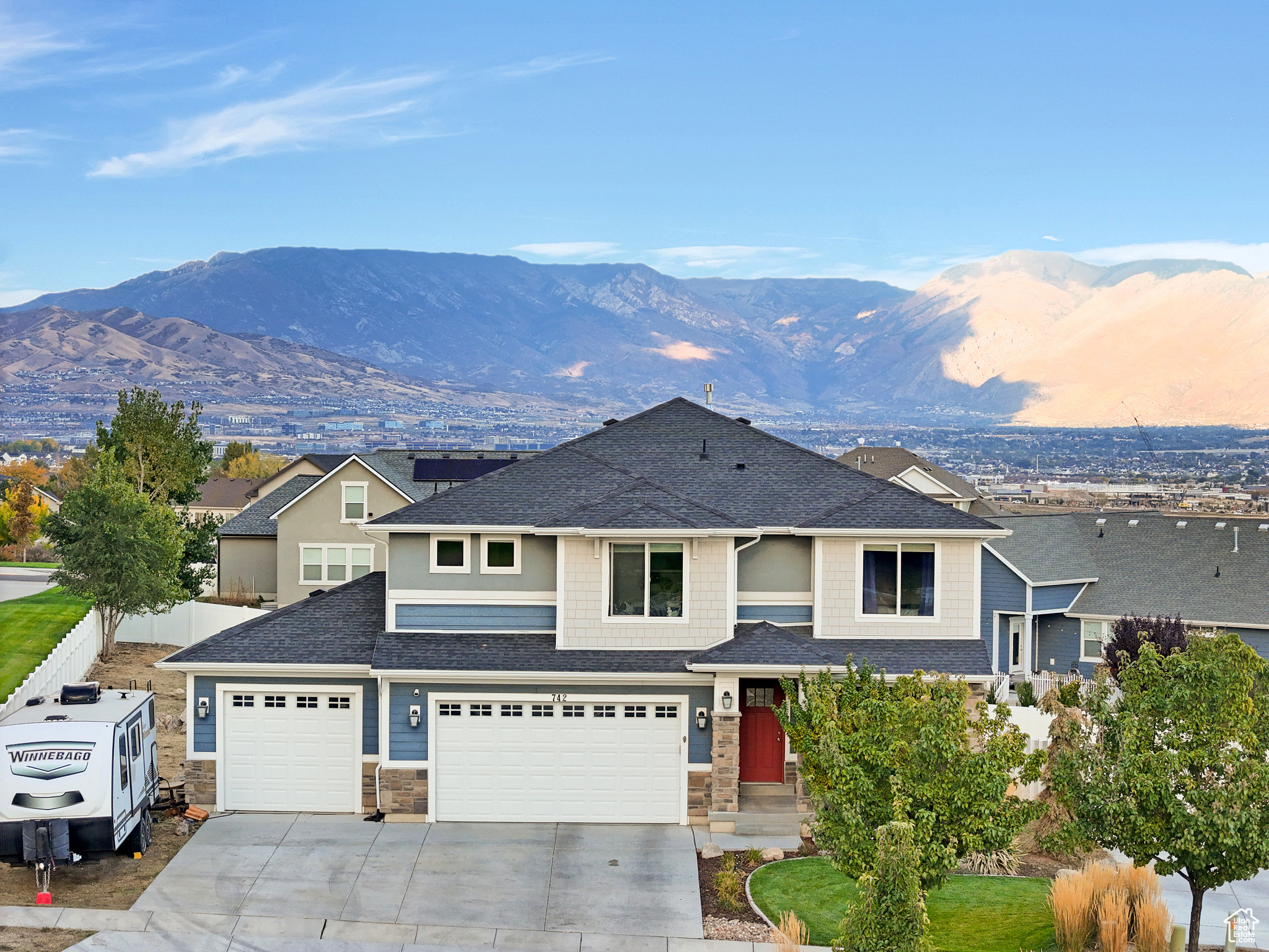 TALUS RIDGE - Residential