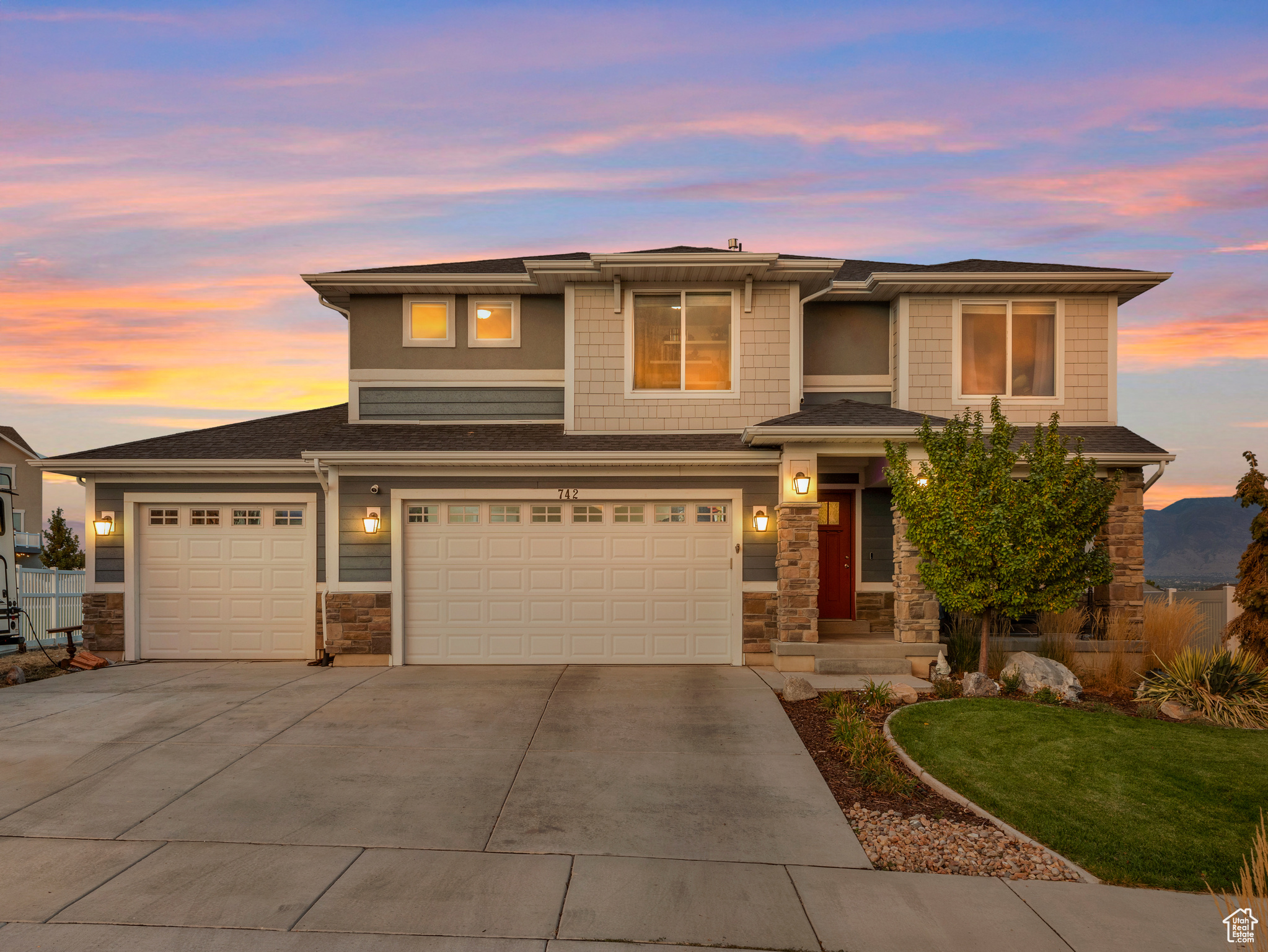 TALUS RIDGE - Residential