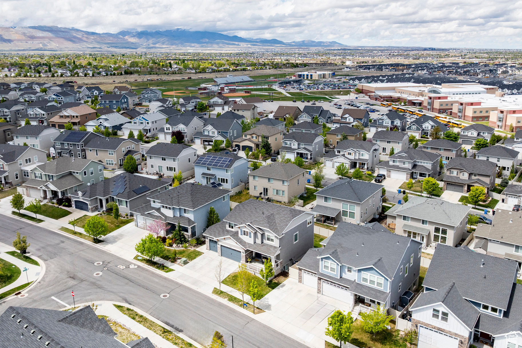 4468 W Meadow Bend Dr, Herriman, Utah image 40