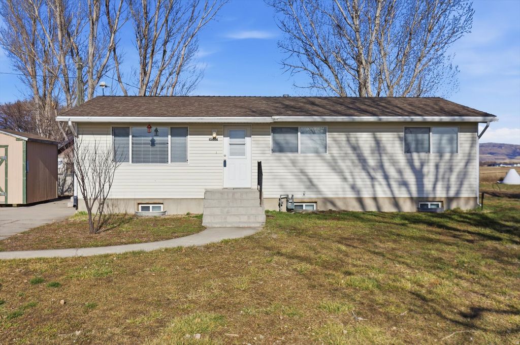 Photo of 16580 N 5200 W, Garland, UT 84312 (MLS # 2140415)