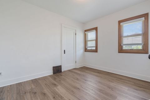 Tiny photo for 921 W 2700 S, Syracuse, UT 84075 (MLS # 2123223)