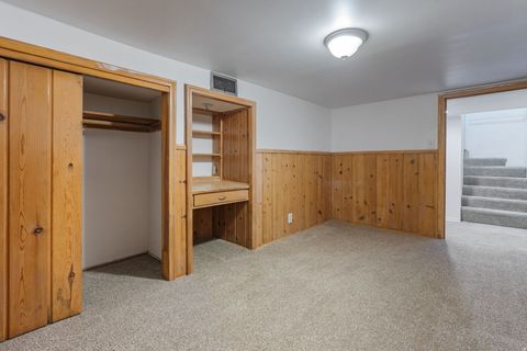 Tiny photo for 921 W 2700 S, Syracuse, UT 84075 (MLS # 2123223)