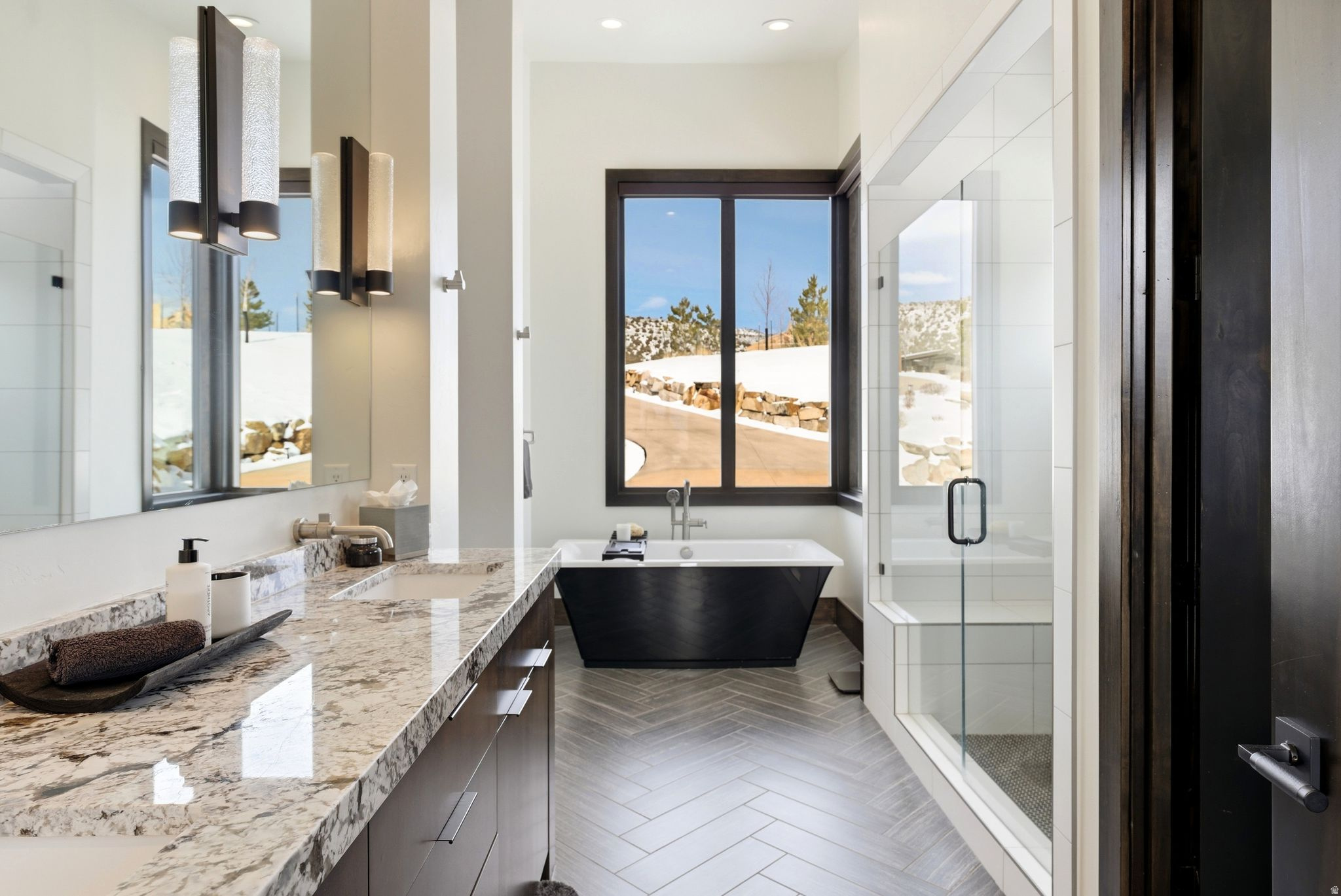 RED LEDGES - Residential