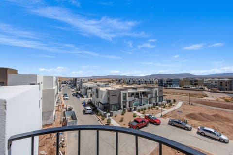 Tiny photo for 720 W VISTA SUR LN #16, Saint George, UT 84790 (MLS # 2179572)