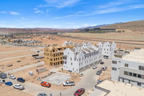 Tiny photo for 720 W VISTA SUR LN #16, Saint George, UT 84790 (MLS # 2179572)