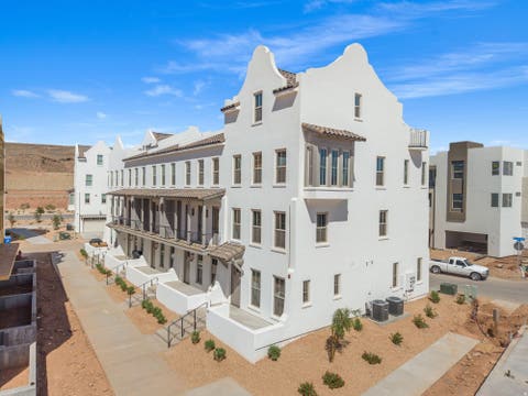 Tiny photo for 720 W VISTA SUR LN #16, Saint George, UT 84790 (MLS # 2179572)