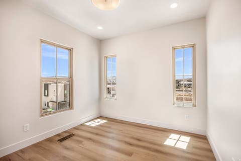 Tiny photo for 720 W VISTA SUR LN #16, Saint George, UT 84790 (MLS # 2179572)