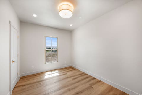 Tiny photo for 720 W VISTA SUR LN #16, Saint George, UT 84790 (MLS # 2179572)