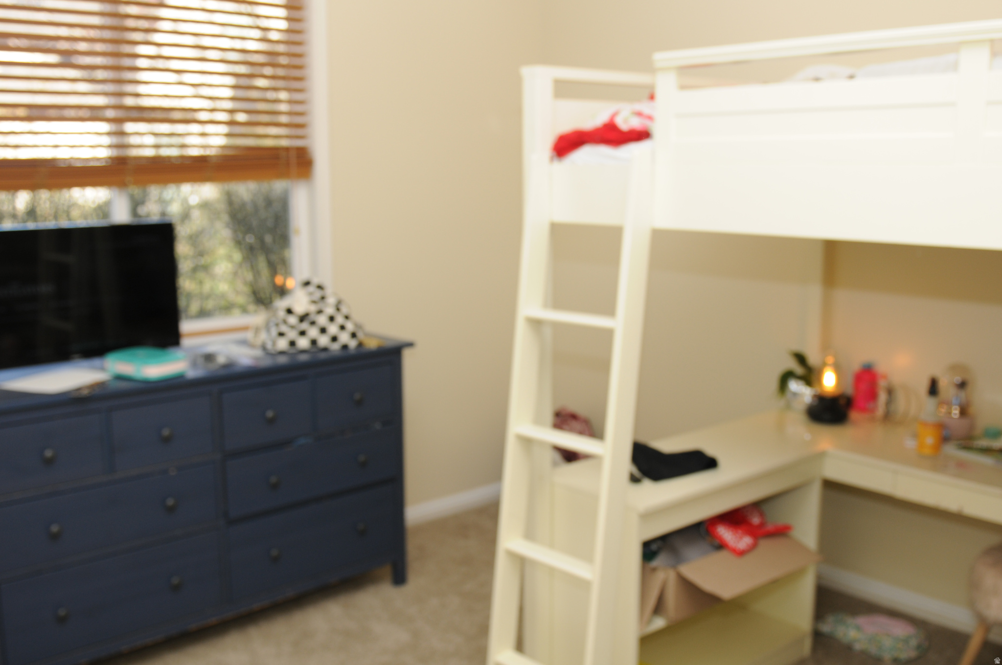 DAYBREAK - Residential