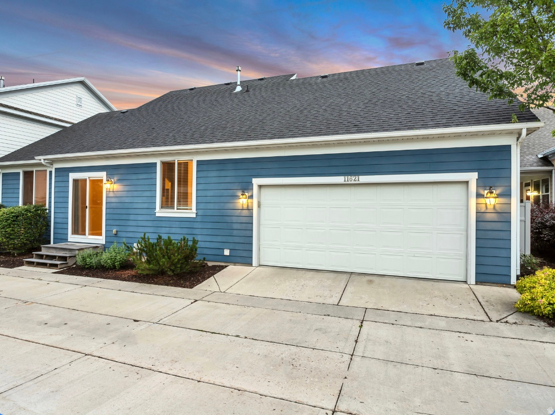 DAYBREAK - Residential