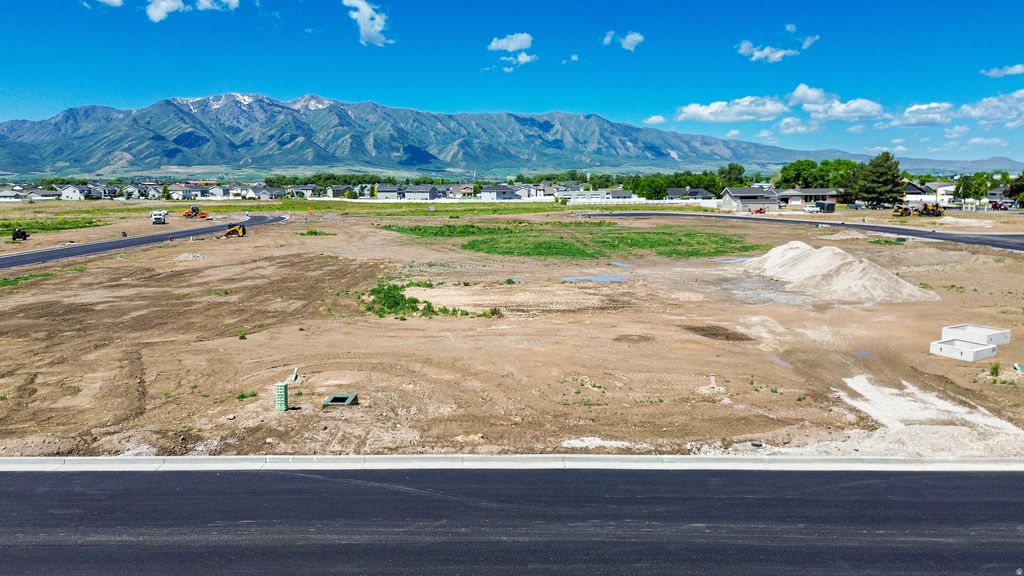 Photo of 3231 S 1125 W #1, Nibley, UT 84321 (MLS # 2163745)