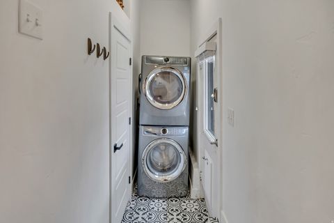 Tiny photo for 425 E VAN NESS PL S, Salt Lake City, UT 84106 (MLS # 2144686)