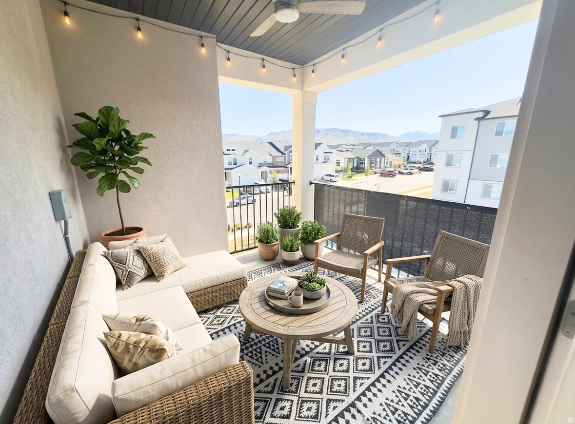 MOUNTAIN RIDGE - Residential