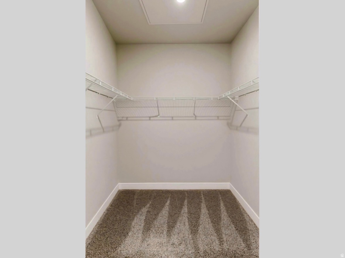 MOUNTAIN RIDGE - Residential