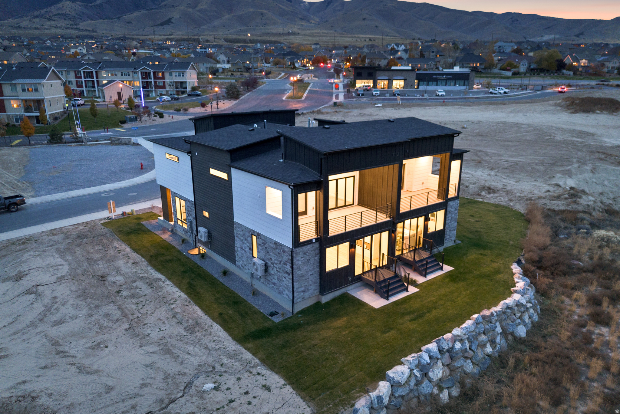 FAIRWAY TOWNHOMES - Residential