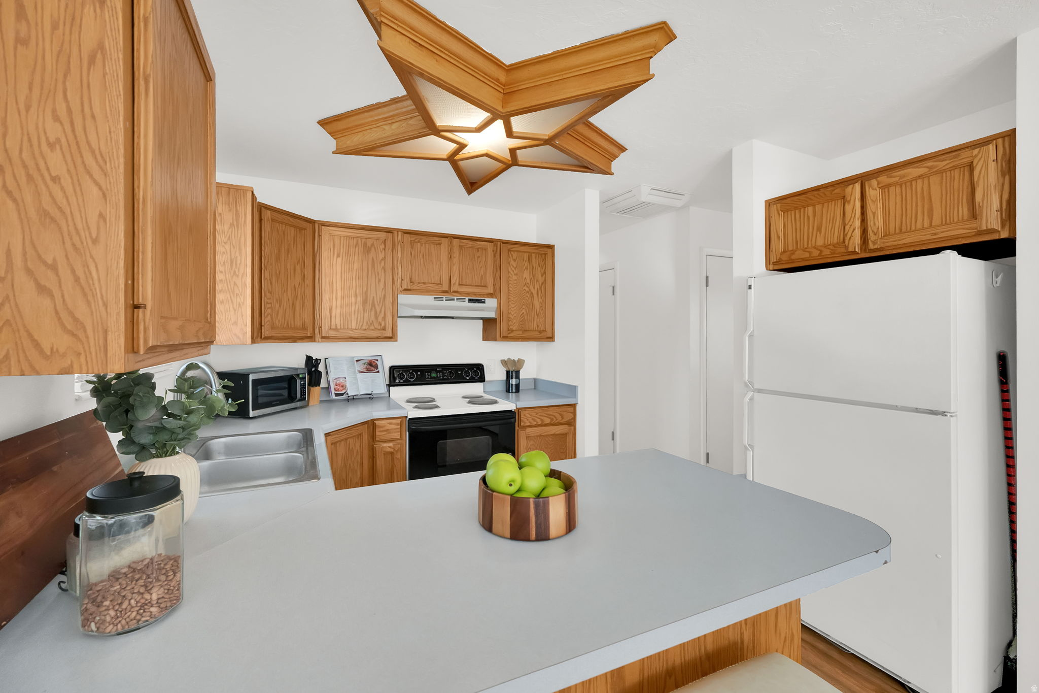 OQUIRRH SHADOWS - Residential