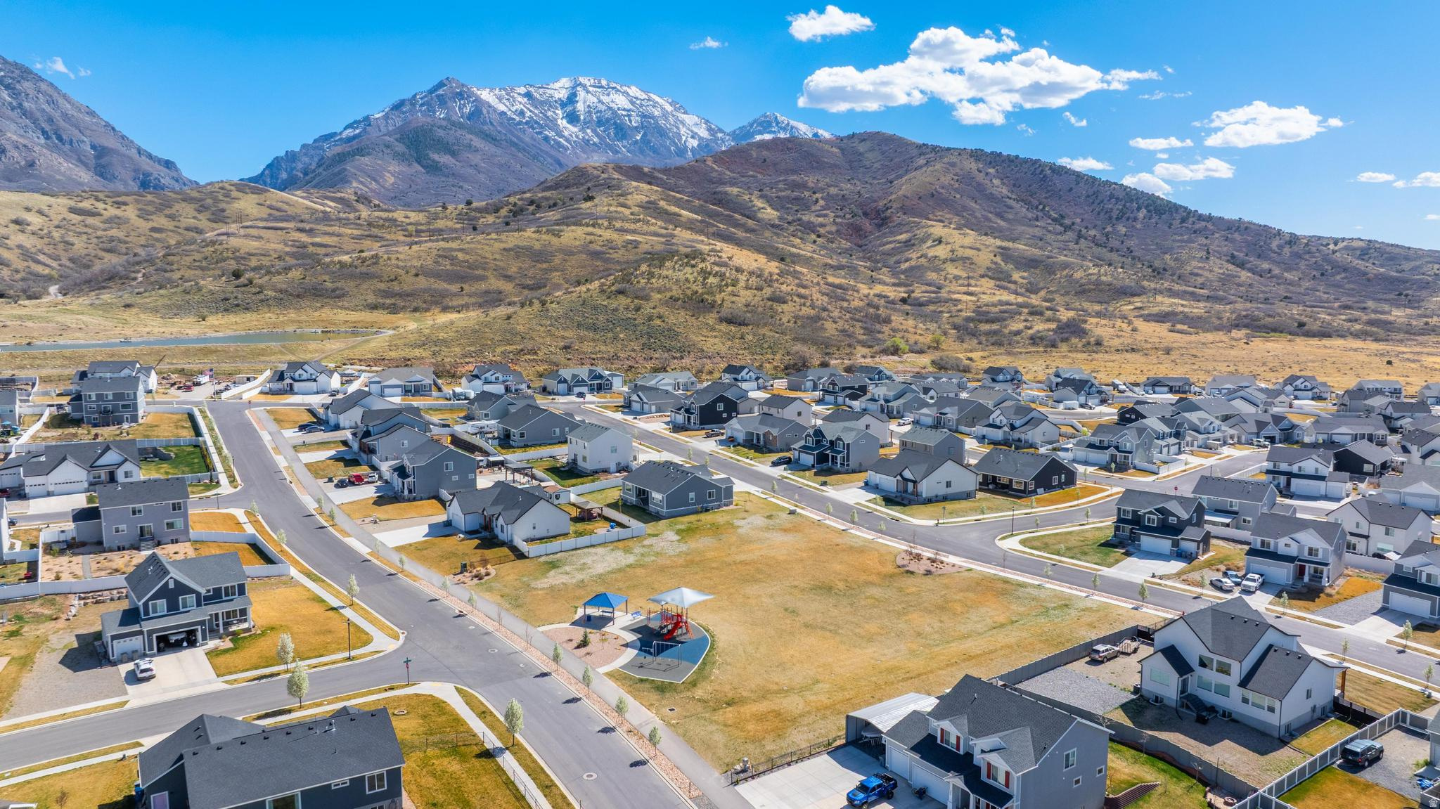 FOOTHILL VILLAGE - Residential