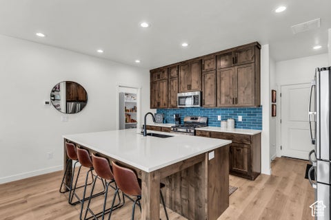 Tiny photo for 173 E VOLUNTEER DR #122, Spanish Fork, UT 84660 (MLS # 2188004)