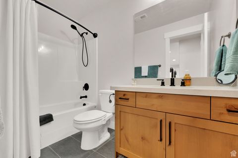 Tiny photo for 10931 S GLAMIS DUNE DR #913, South Jordan, UT 84009 (MLS # 2101516)