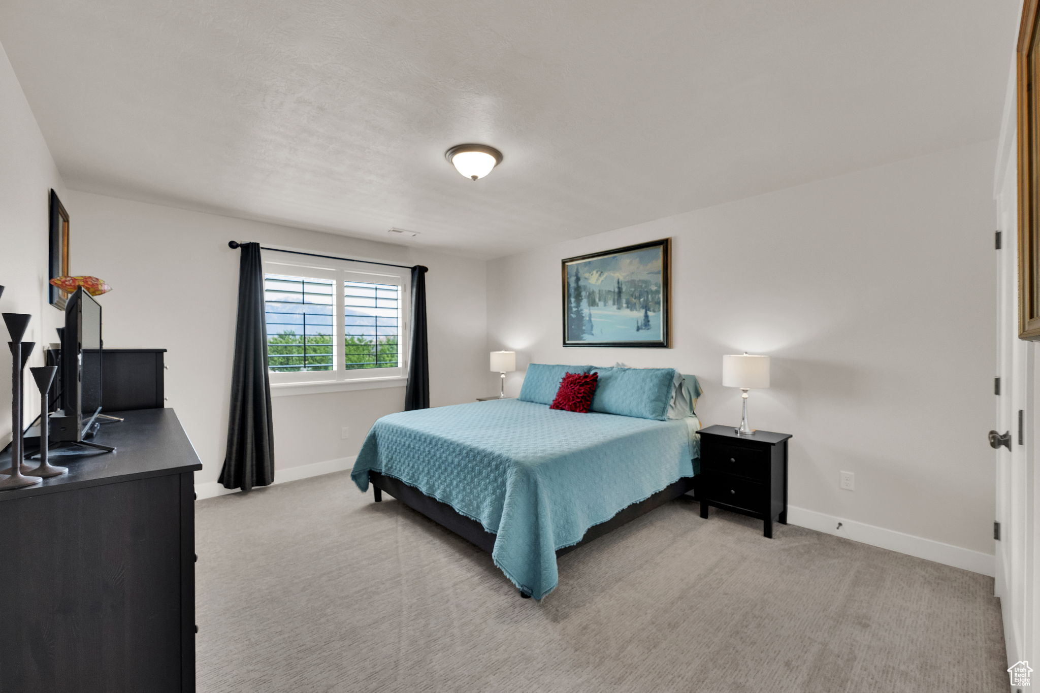HIGH POINTE - Residential