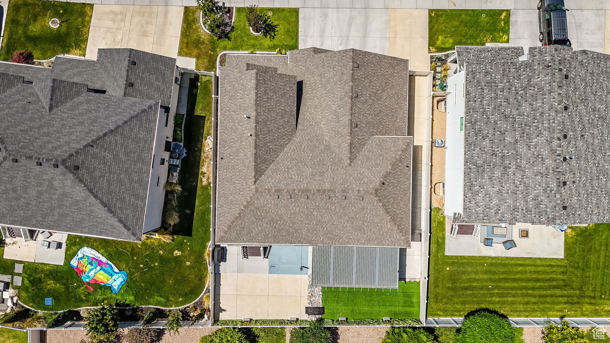 HIGH POINTE - Residential