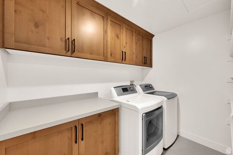 Tiny photo for 10931 S GLAMIS DUNE DR #913, South Jordan, UT 84009 (MLS # 2101516)