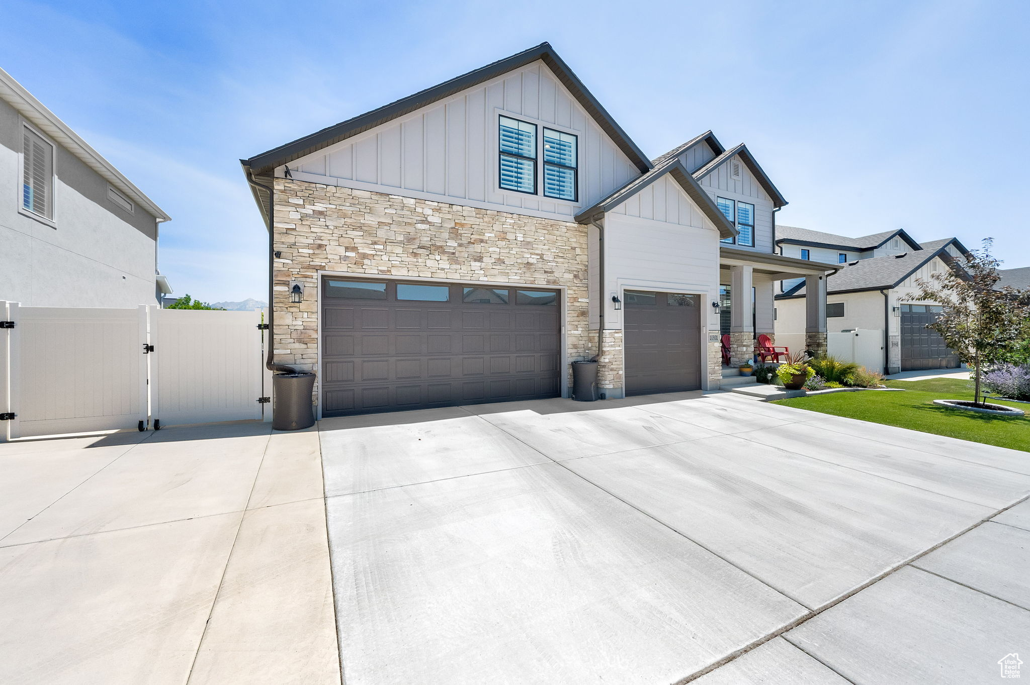 HIGH POINTE - Residential