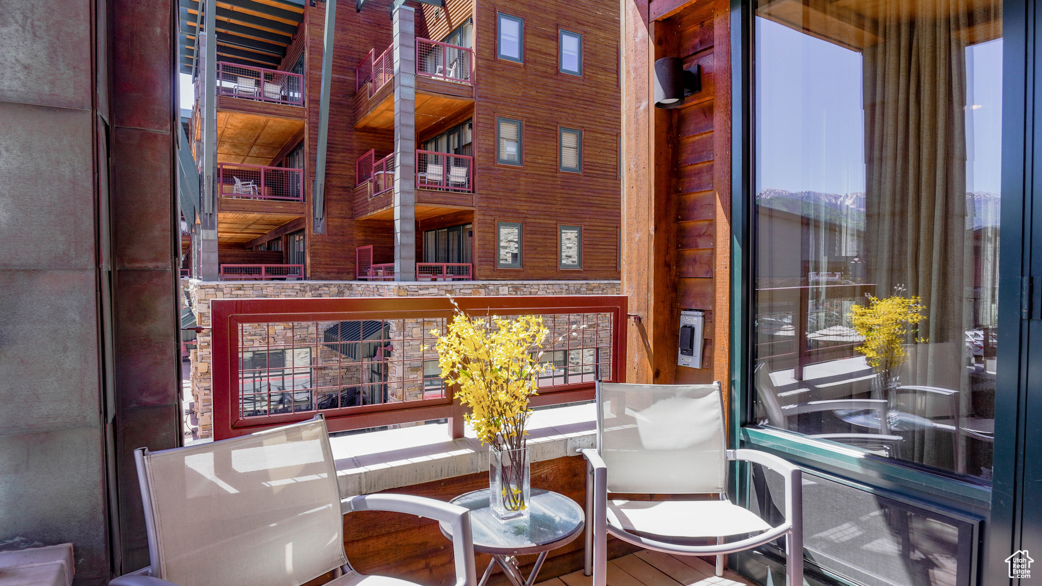 NEWPARK CONDO - Residential