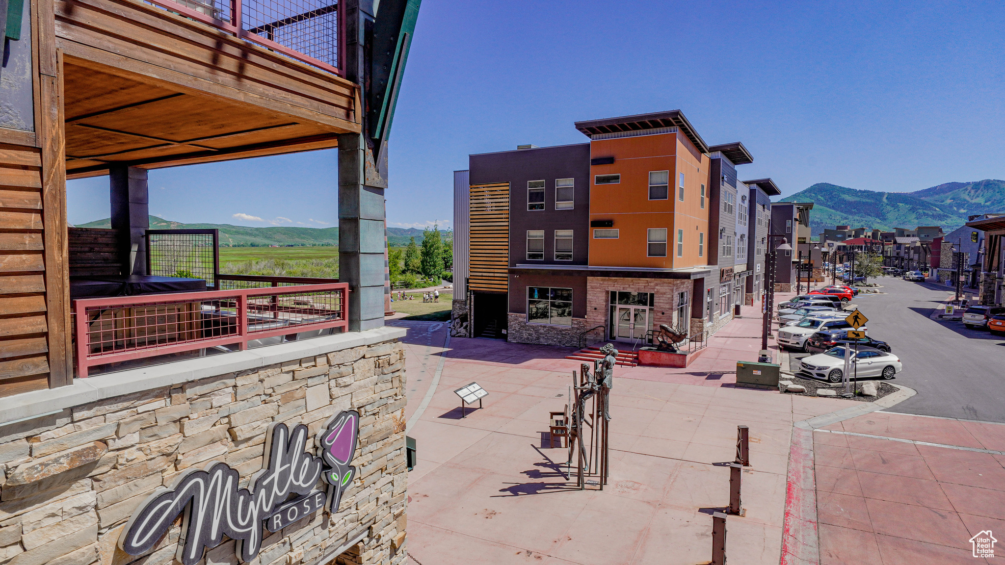 NEWPARK CONDO - Residential