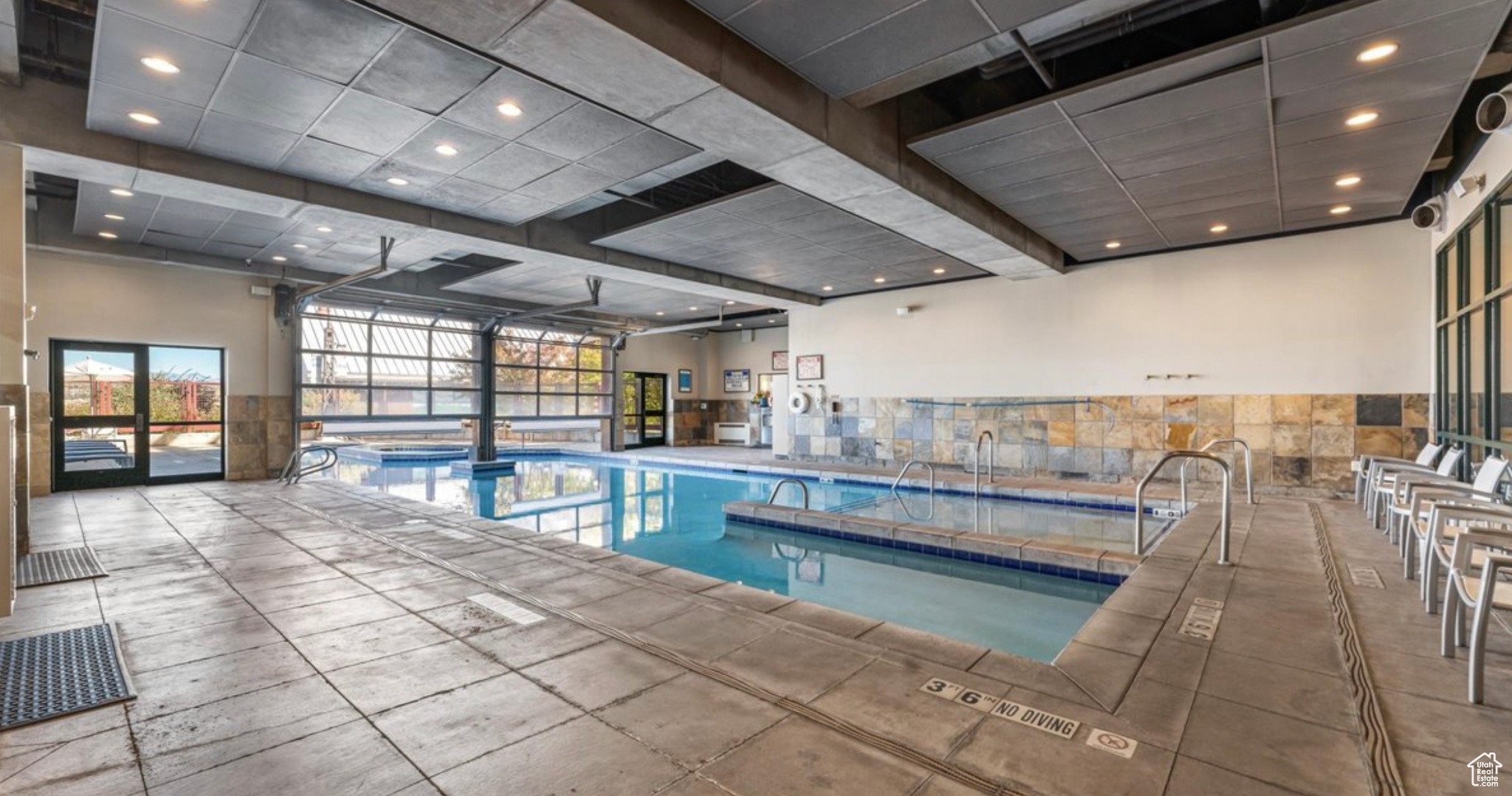 NEWPARK CONDO - Residential