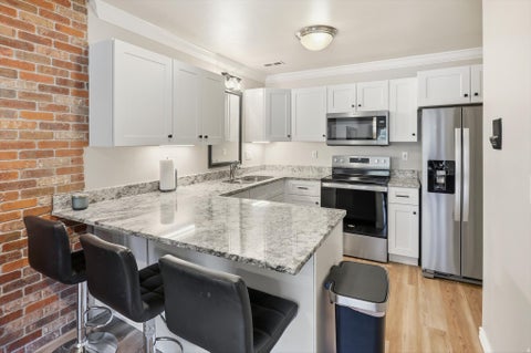Tiny photo for 3000 E KENNEDY DR #6, Salt Lake City, UT 84108 (MLS # 2164150)