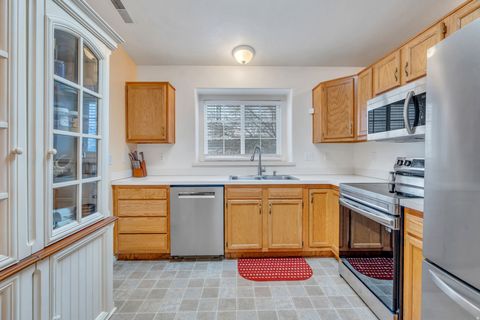 Tiny photo for 2026 N 1615 W, Clinton, UT 84015 (MLS # 2128044)