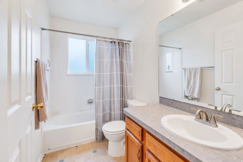 Tiny photo for 2026 N 1615 W, Clinton, UT 84015 (MLS # 2128044)