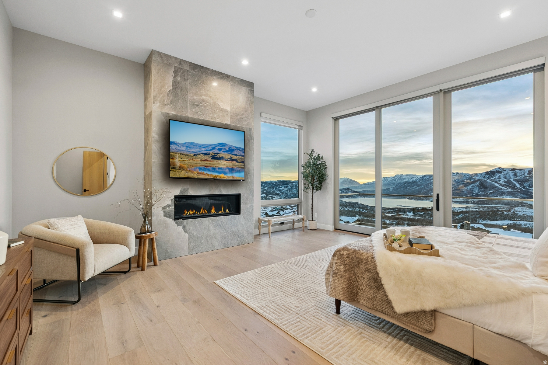 GOLDEN EAGLE - Residential