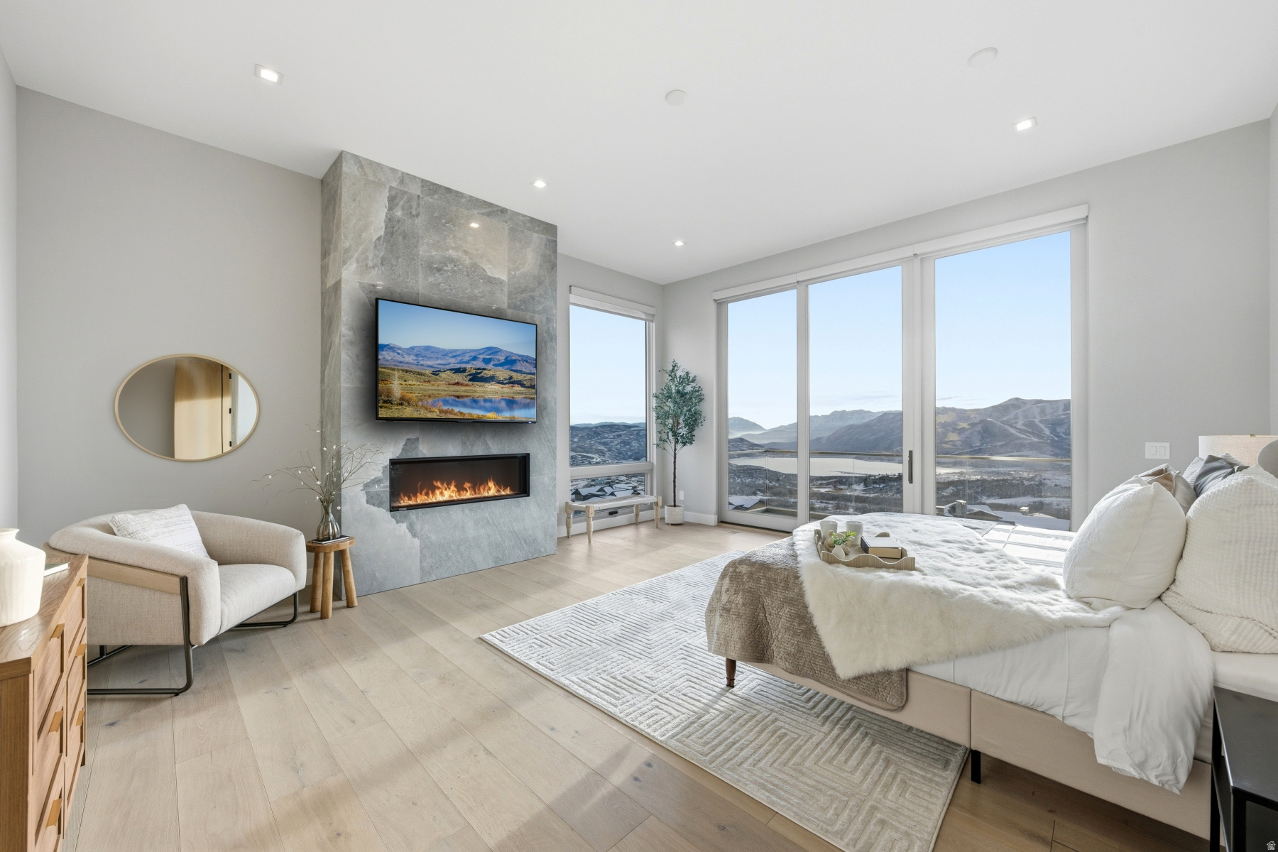 GOLDEN EAGLE - Residential