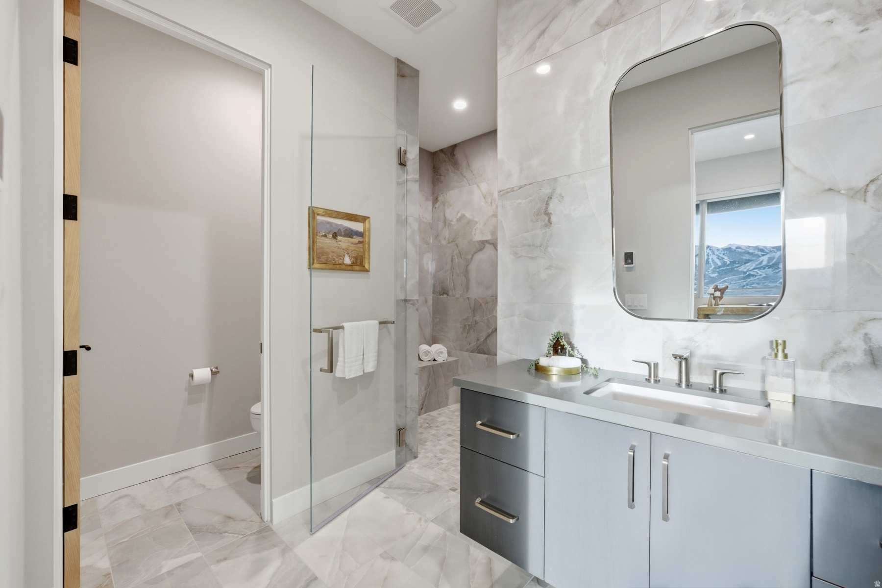 GOLDEN EAGLE - Residential