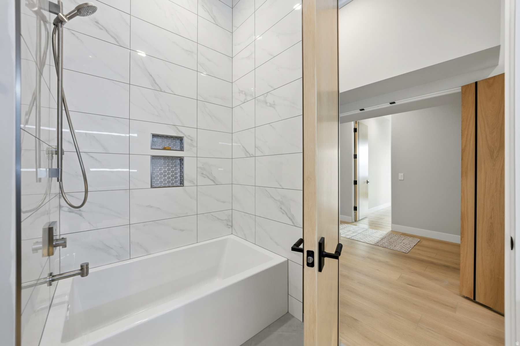 GOLDEN EAGLE - Residential