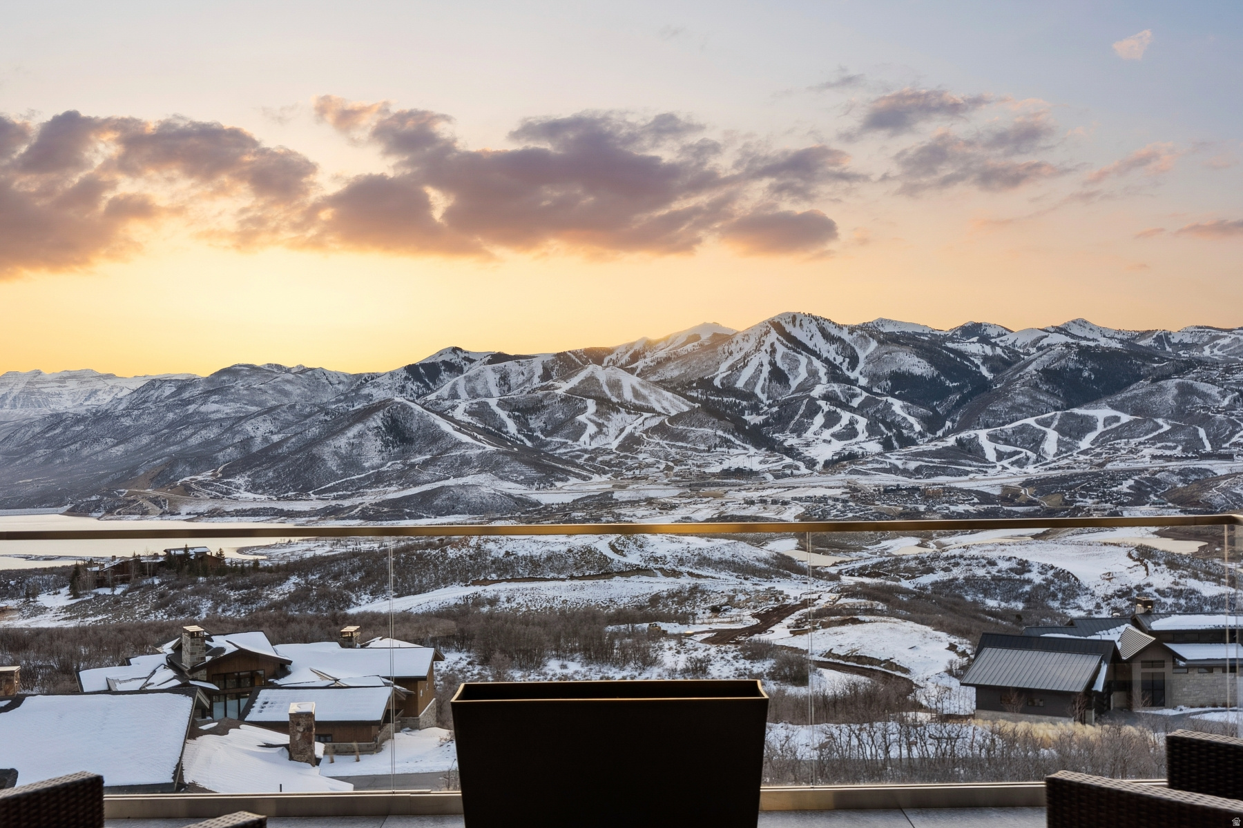 GOLDEN EAGLE - Residential