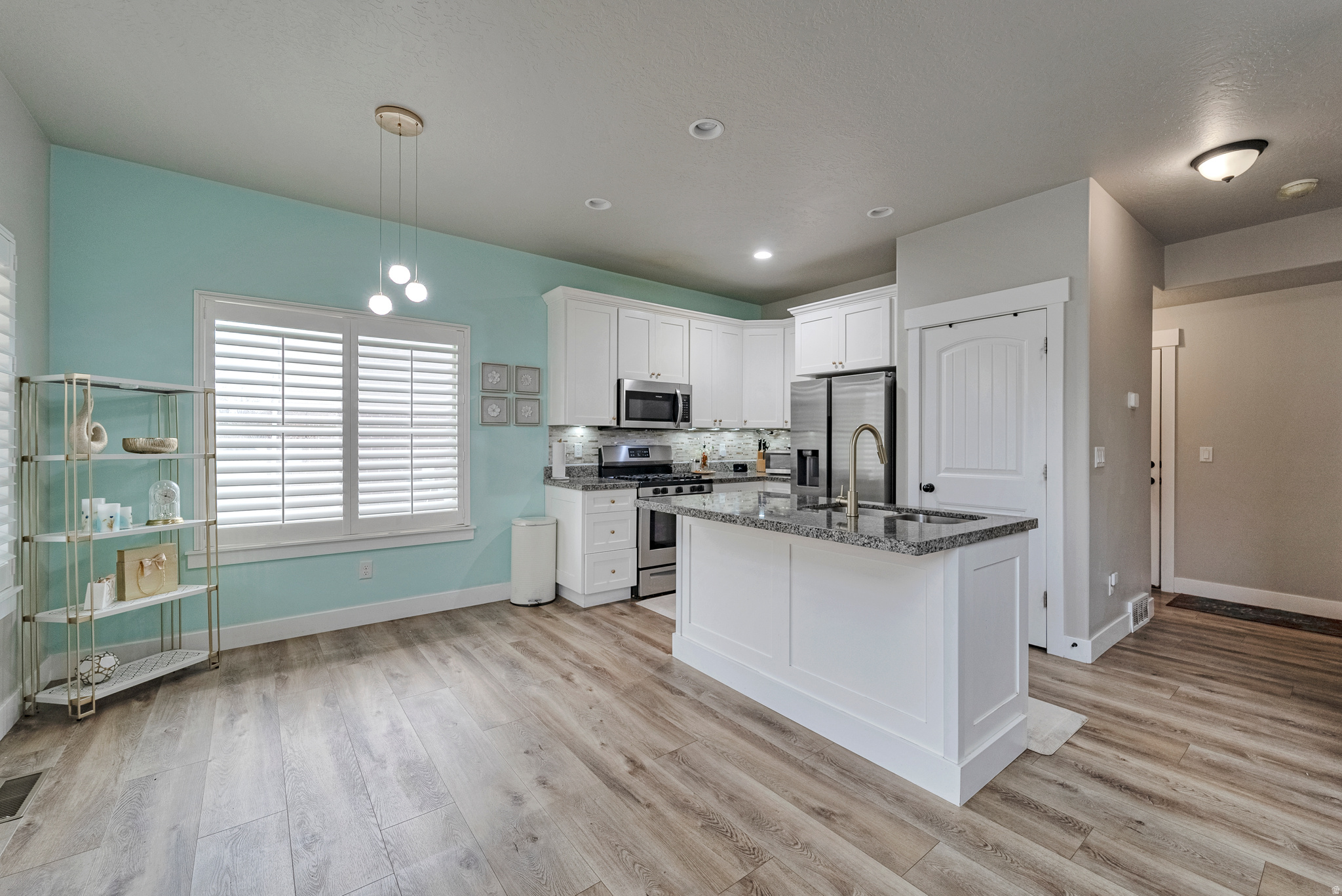 THE BLUFFS - Residential