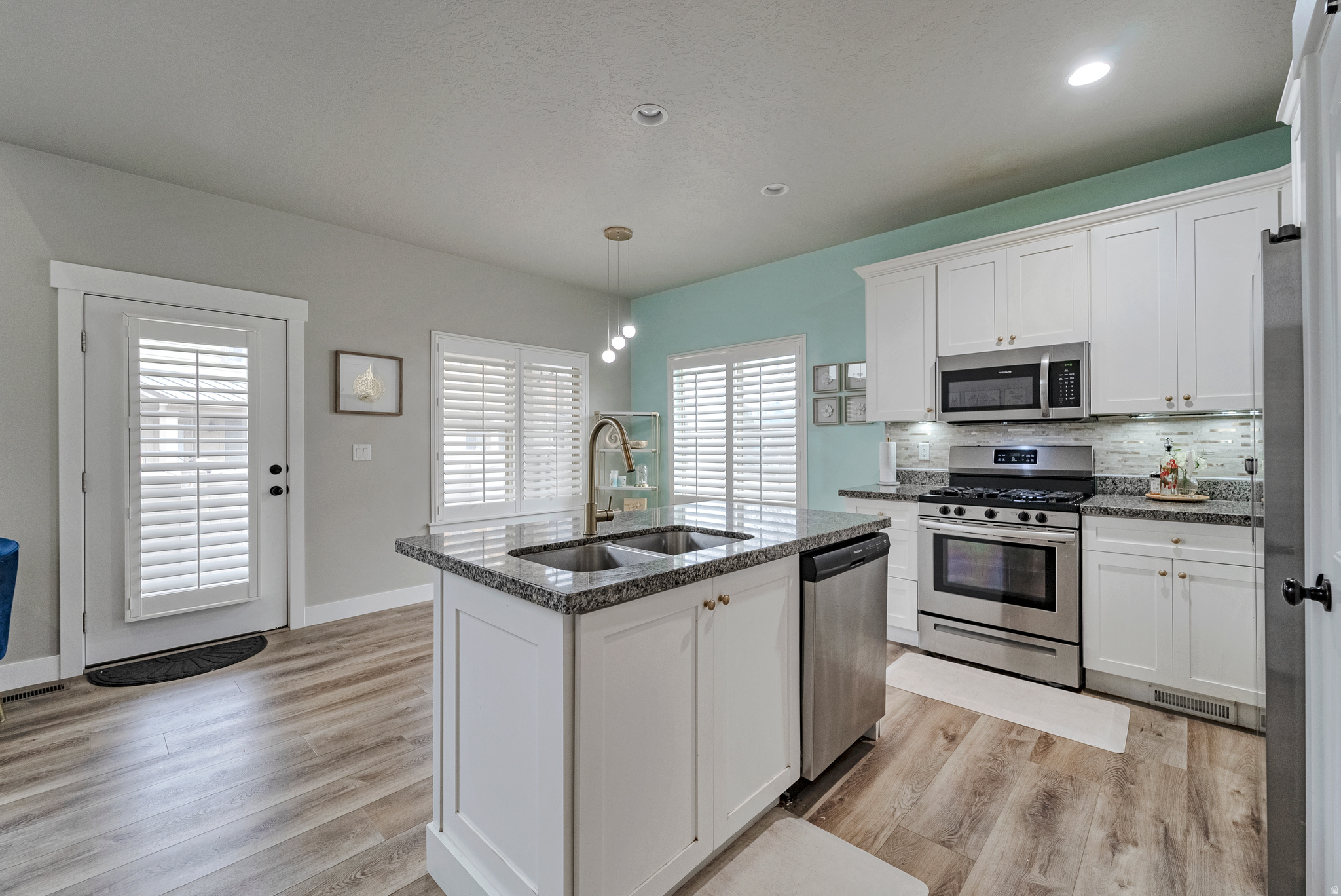 THE BLUFFS - Residential