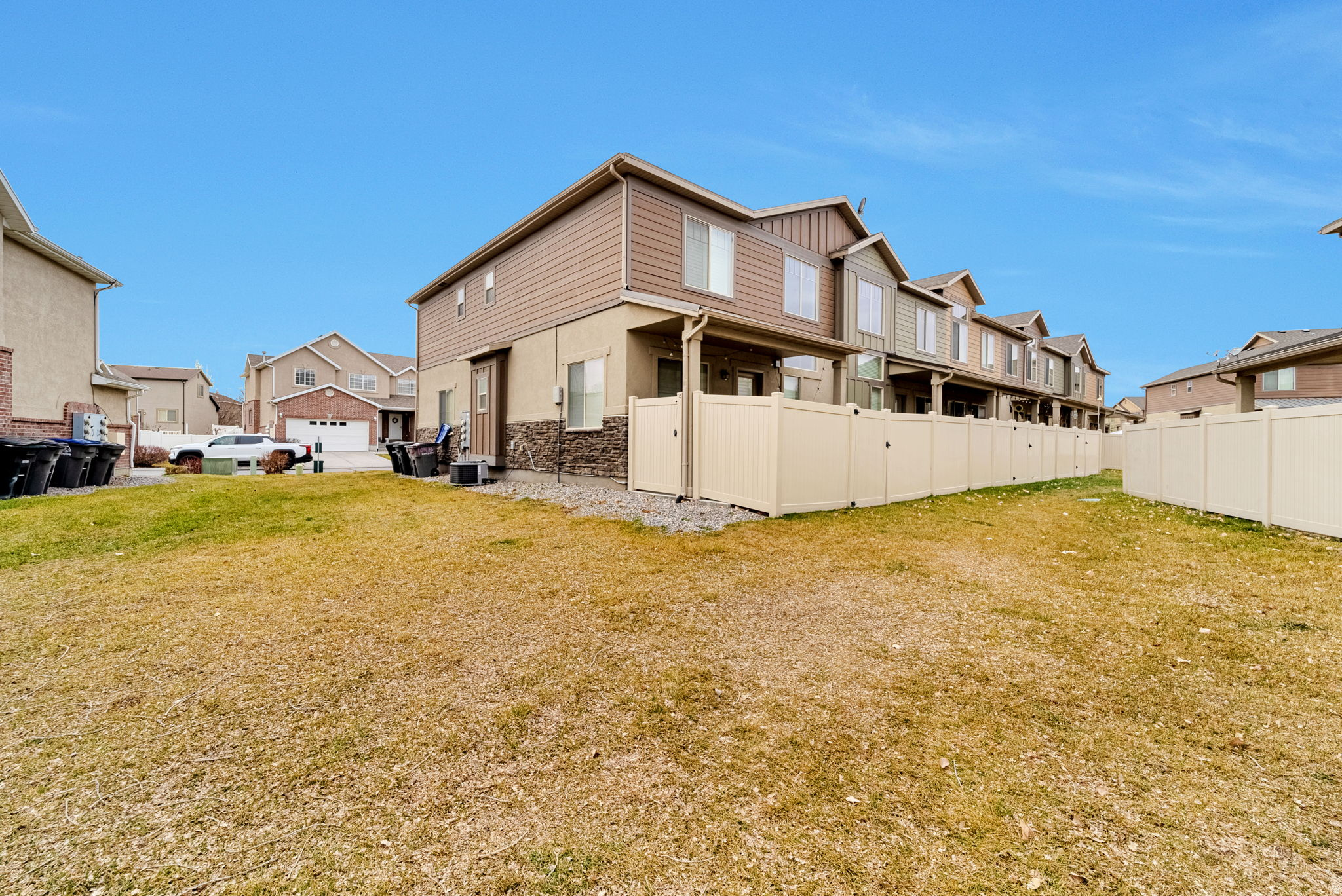 THE BLUFFS - Residential