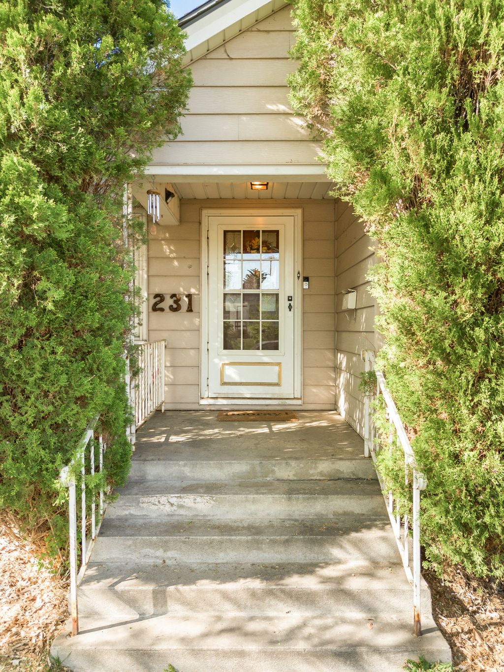 Photo of 231 N 14TH AVE, Pocatello, ID 83201 (MLS # 2150212)